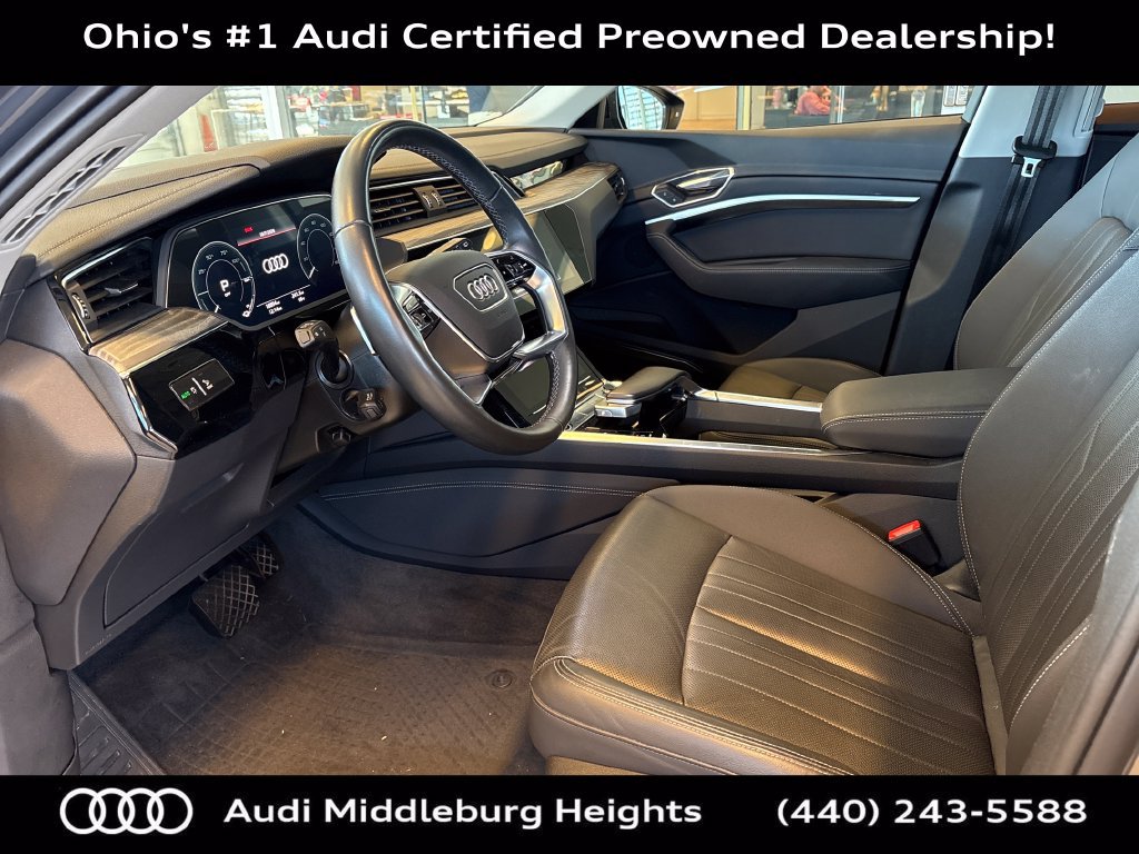 Used 2024 Audi Q8 e-tron Premium Plus AWD/4WD image 9