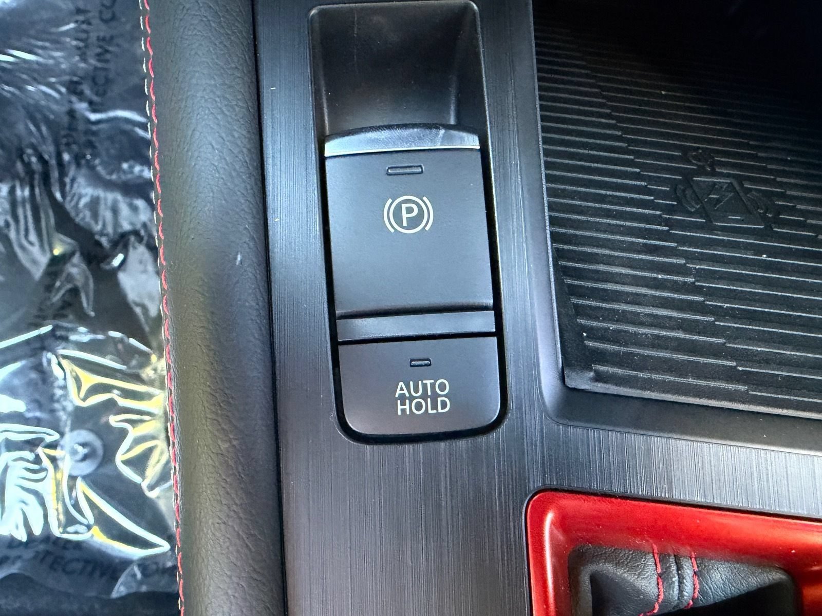 New 2026 Nissan Kicks SR FWD image 21