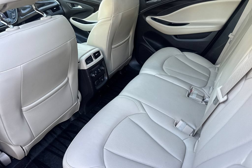 Used 2019 Buick Envision Essence AWD/4WD image 7