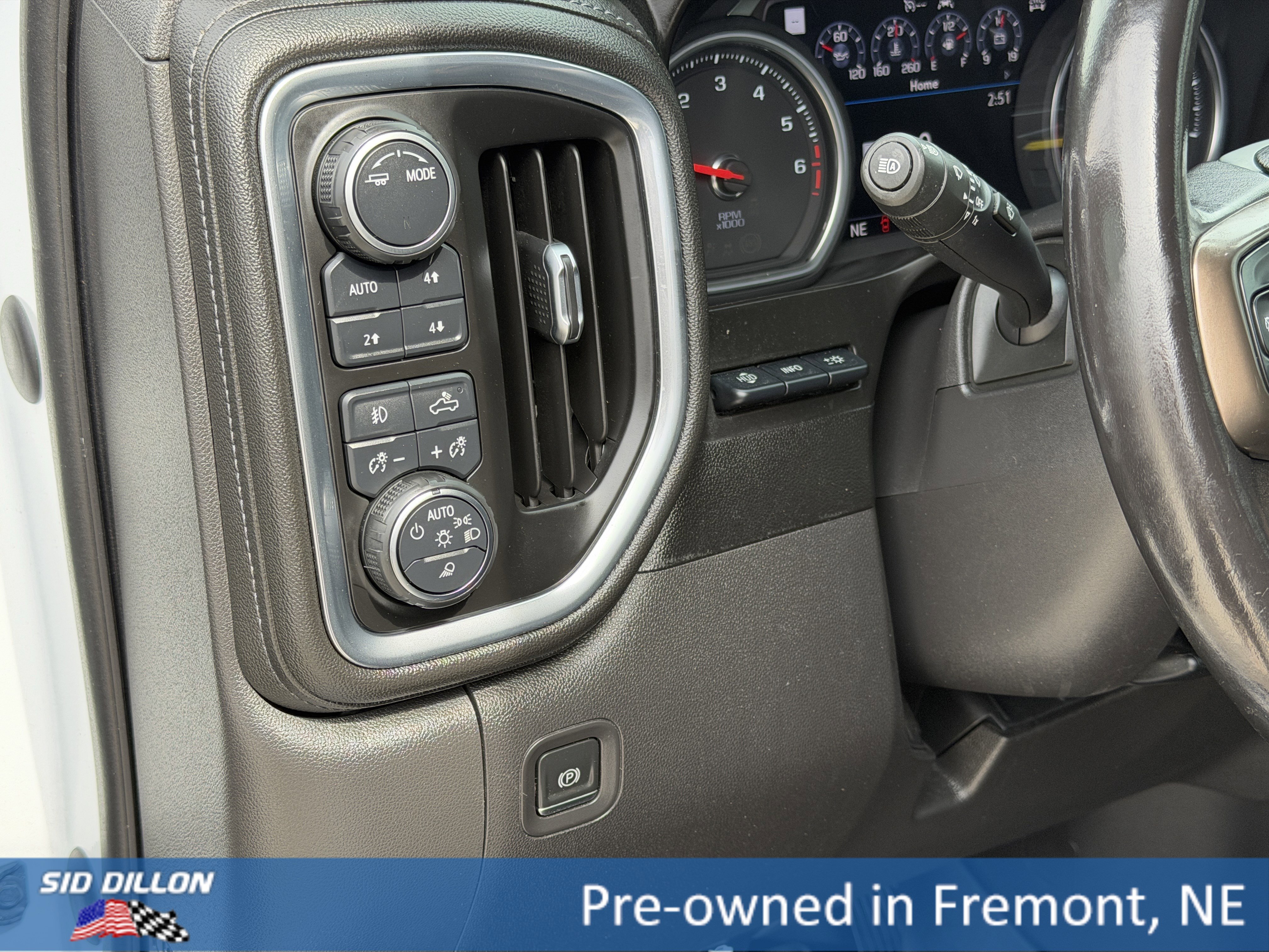 Certified 2021 Chevrolet Silverado 1500 High Country w/ Technology Package AWD/4WD image 14