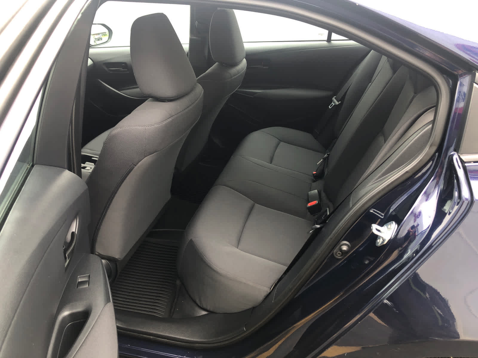 Certified 2025 Toyota Corolla LE FWD image 18