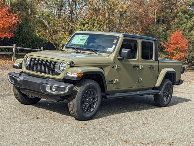 New 2025 Jeep Gladiator Sport image 6