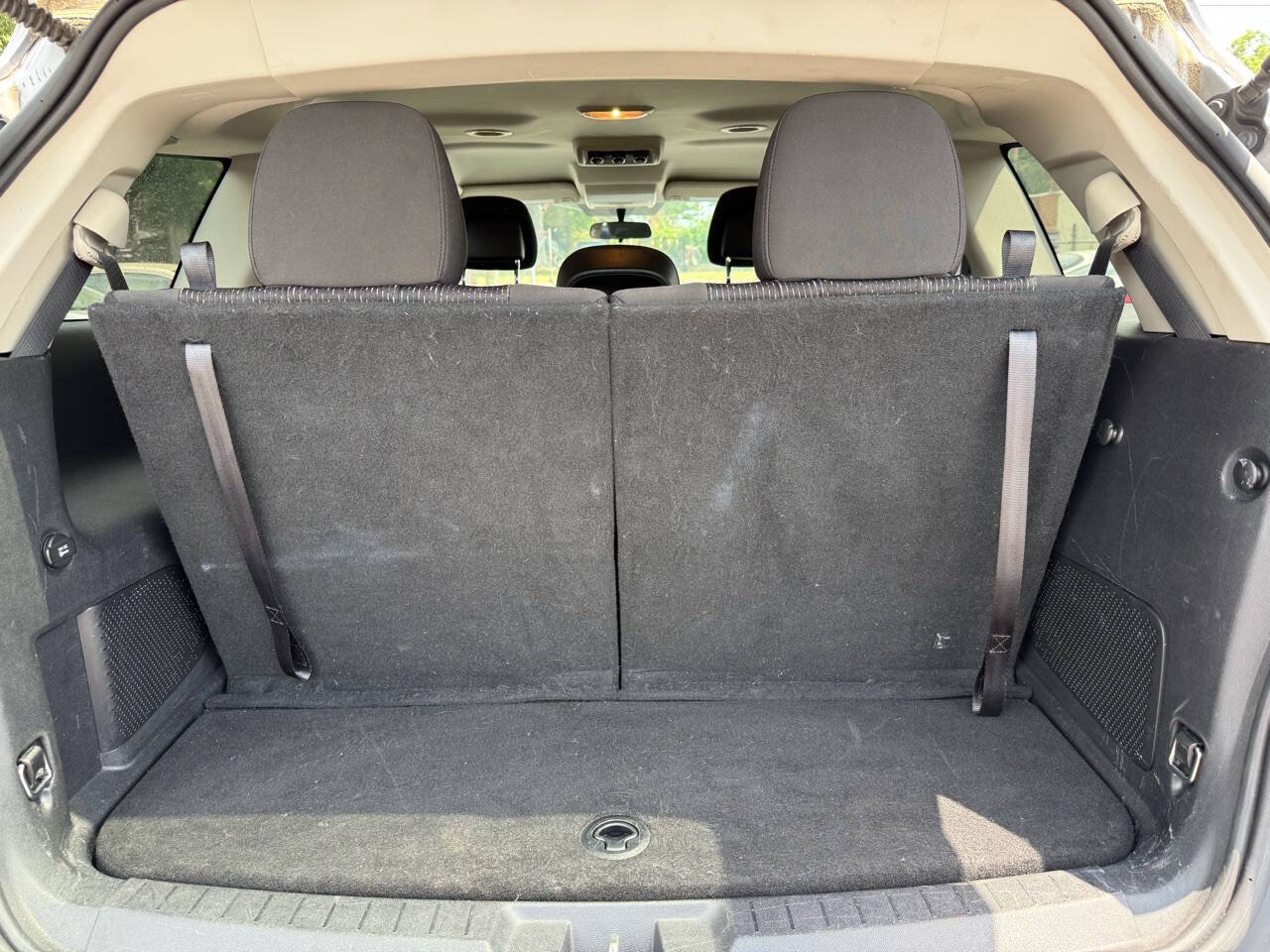 Used 2017 Dodge Journey SE w/ Flexible Seating Group FWD image 11