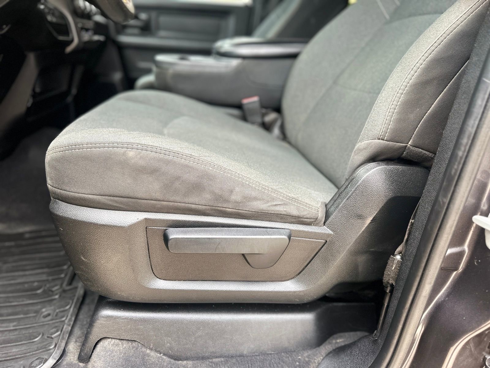 Used 2022 RAM 2500 Tradesman image 22