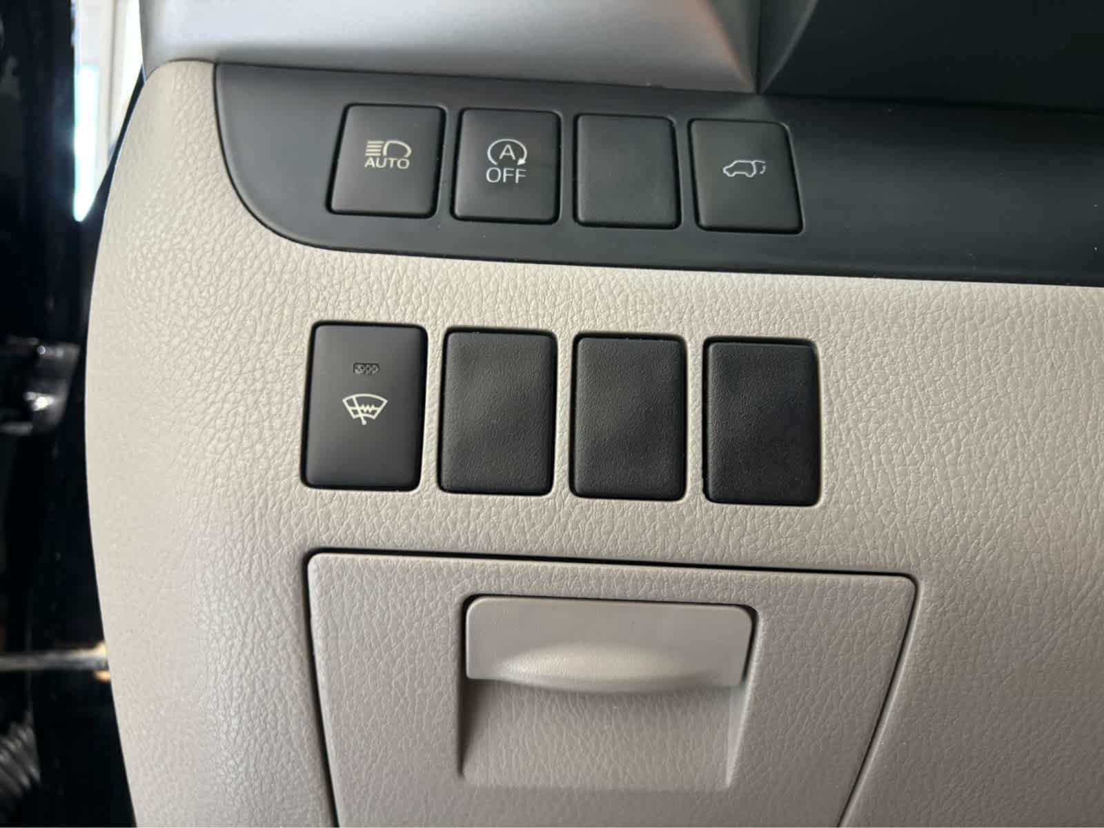 Used 2019 Toyota Highlander XLE AWD/4WD image 20