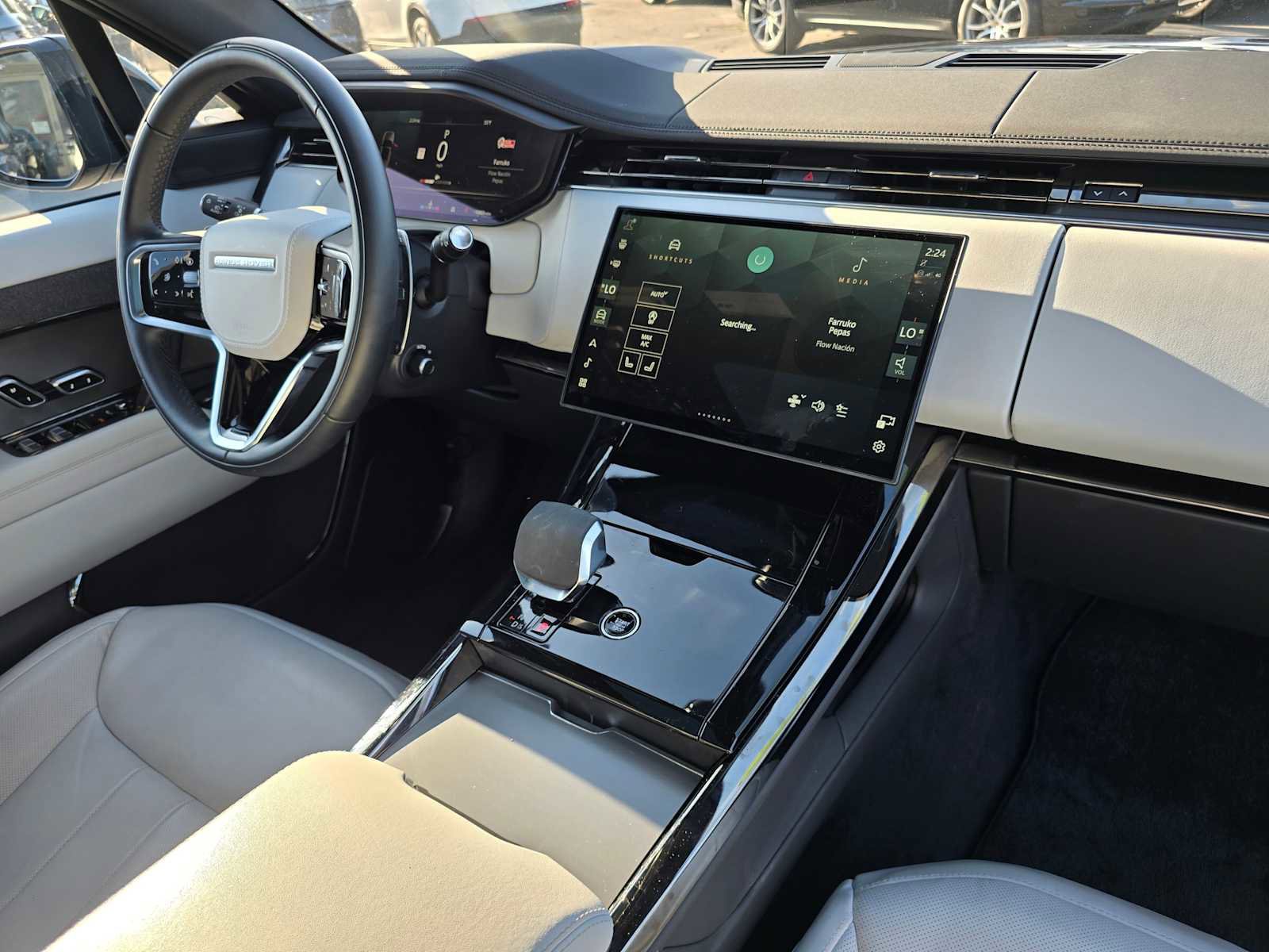 Certified 2025 Land Rover Range Rover Sport SE image 10