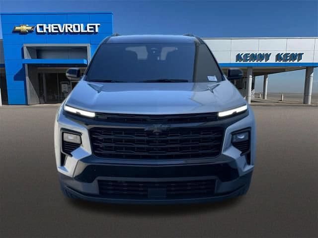 Used 2024 Chevrolet Traverse LT FWD image 6