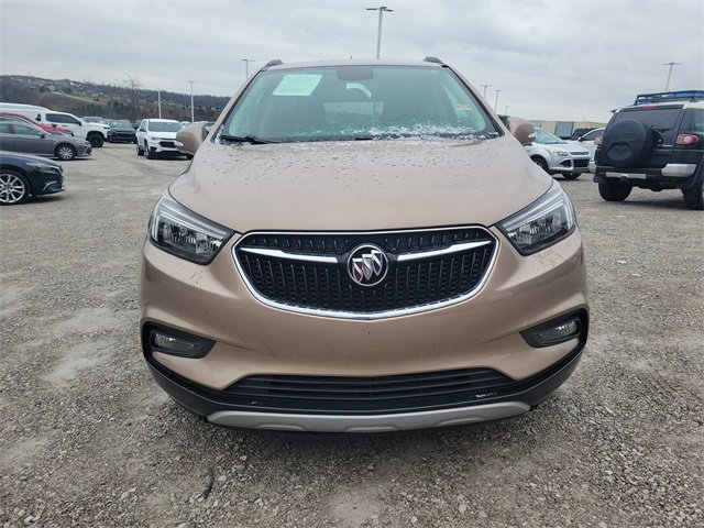 Used 2019 Buick Encore Sport Touring image 2