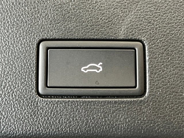 New 2026 Volkswagen Atlas Cross Sport SEL image 6