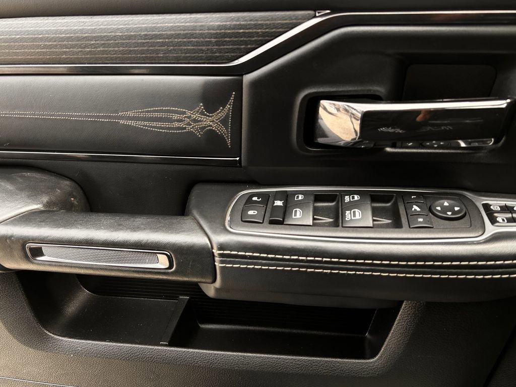 Used 2023 RAM 2500 Limited image 27