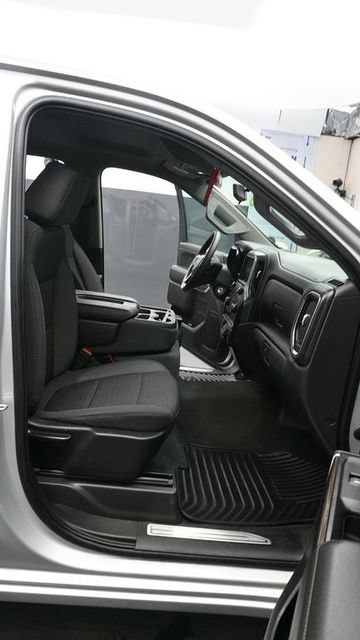 Used 2020 Chevrolet Silverado 1500 LT w/ Bed Protection Package AWD/4WD image 16
