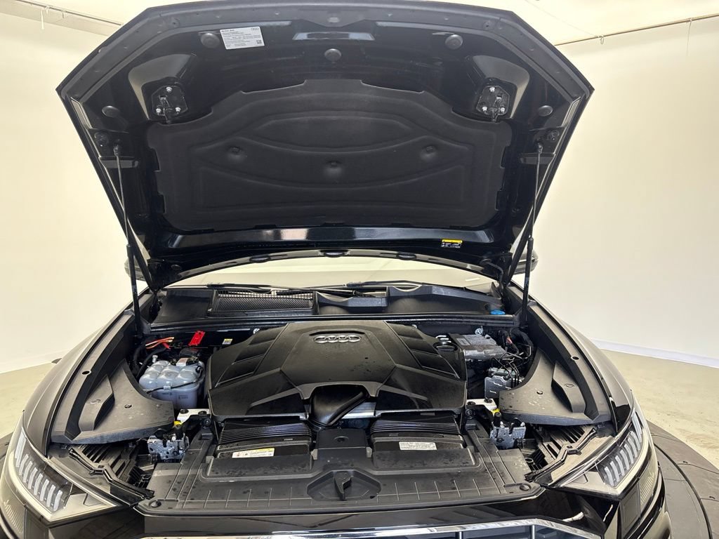 Used 2023 Audi Q8 Premium w/ Convenience Package AWD/4WD image 15
