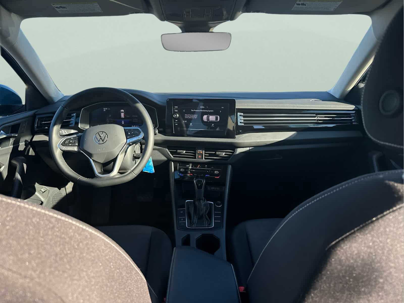 Used 2025 Volkswagen Jetta S image 29