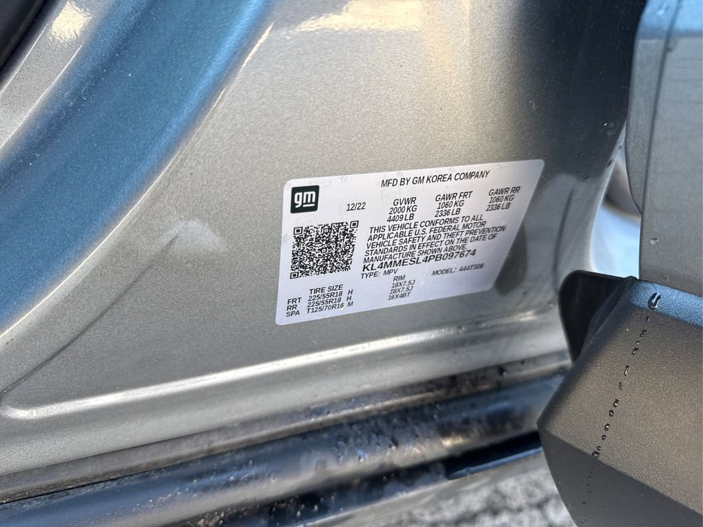 Used 2023 Buick Encore GX Select w/ Safety Package II image 16