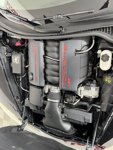 Used 2013 Chevrolet Corvette Convertible w/ 2LT Preferred Equipment Group RWD image 18