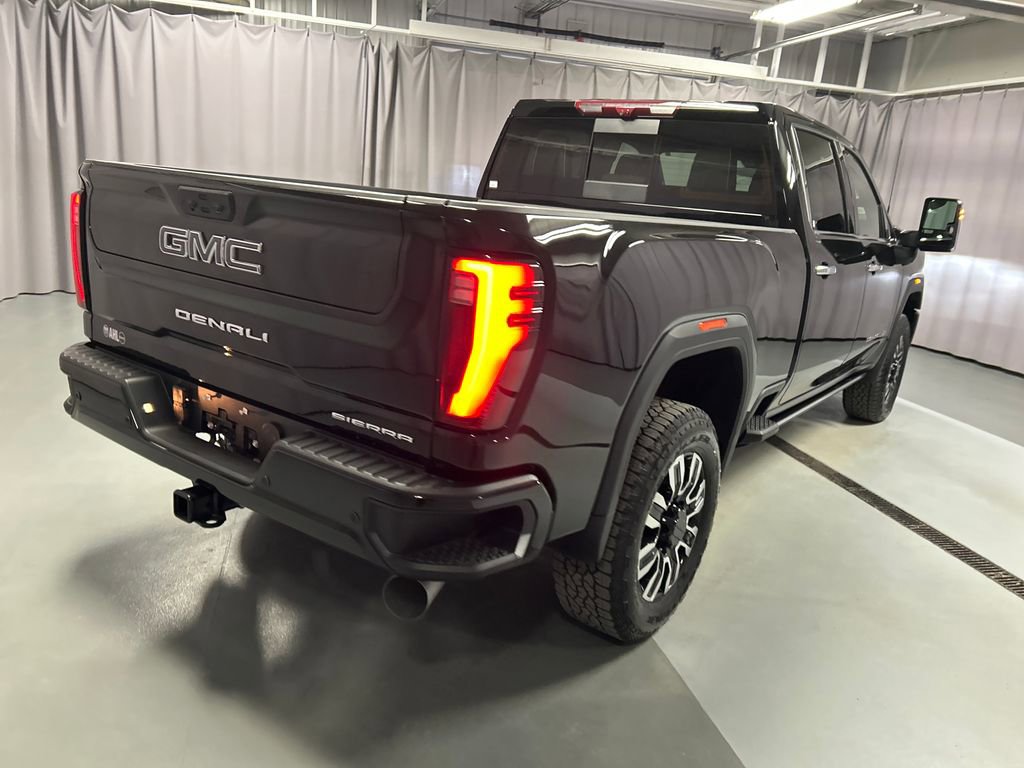 Used 2025 GMC Sierra 2500 Denali Ultimate AWD/4WD image 7