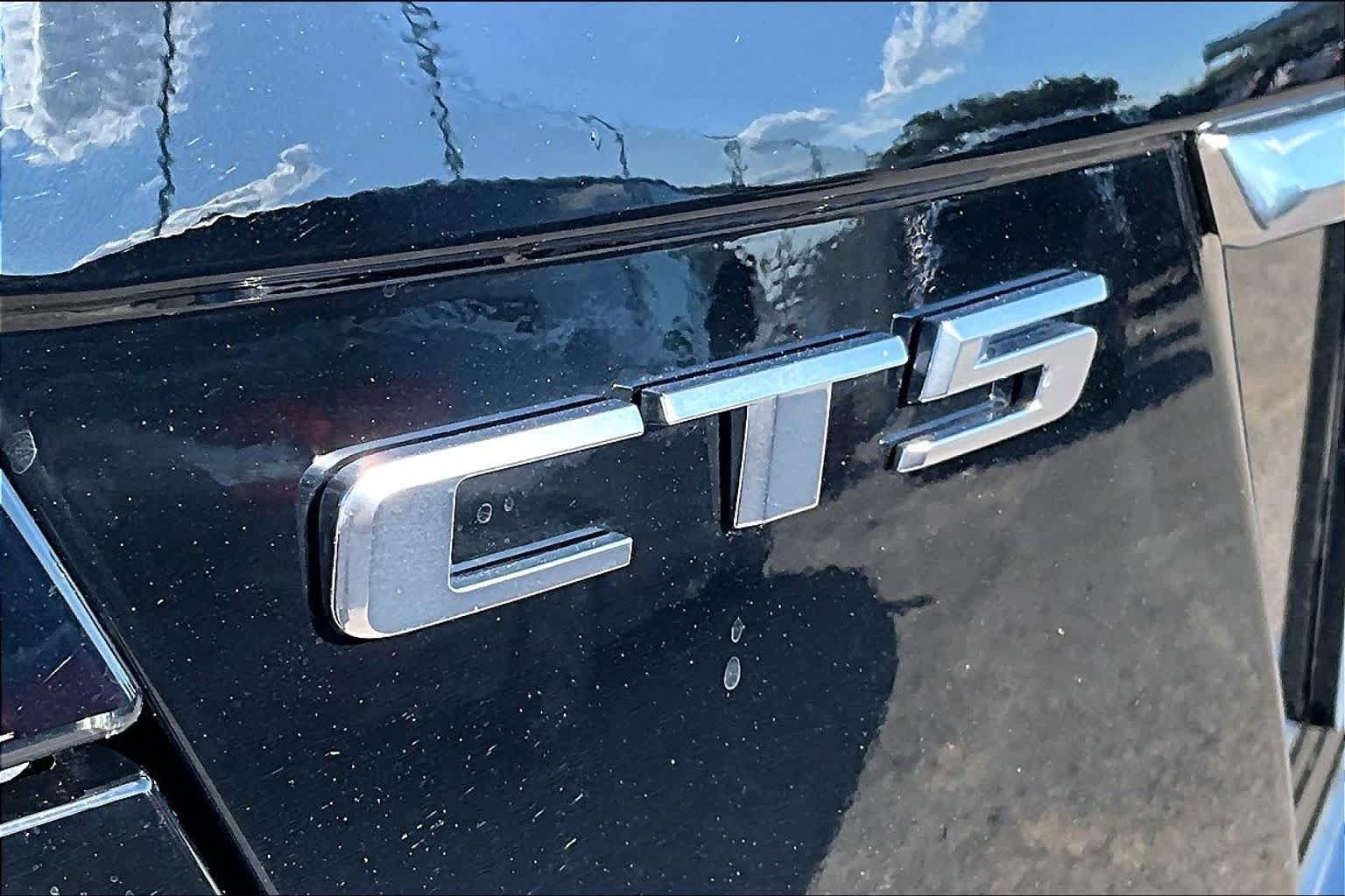 Used 2025 Cadillac CT5 Sport w/ Technology Package RWD image 10
