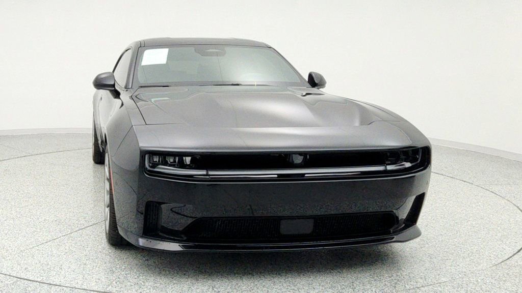 Used 2024 Dodge Charger Daytona Scat Pack w/ Plus Group image 2