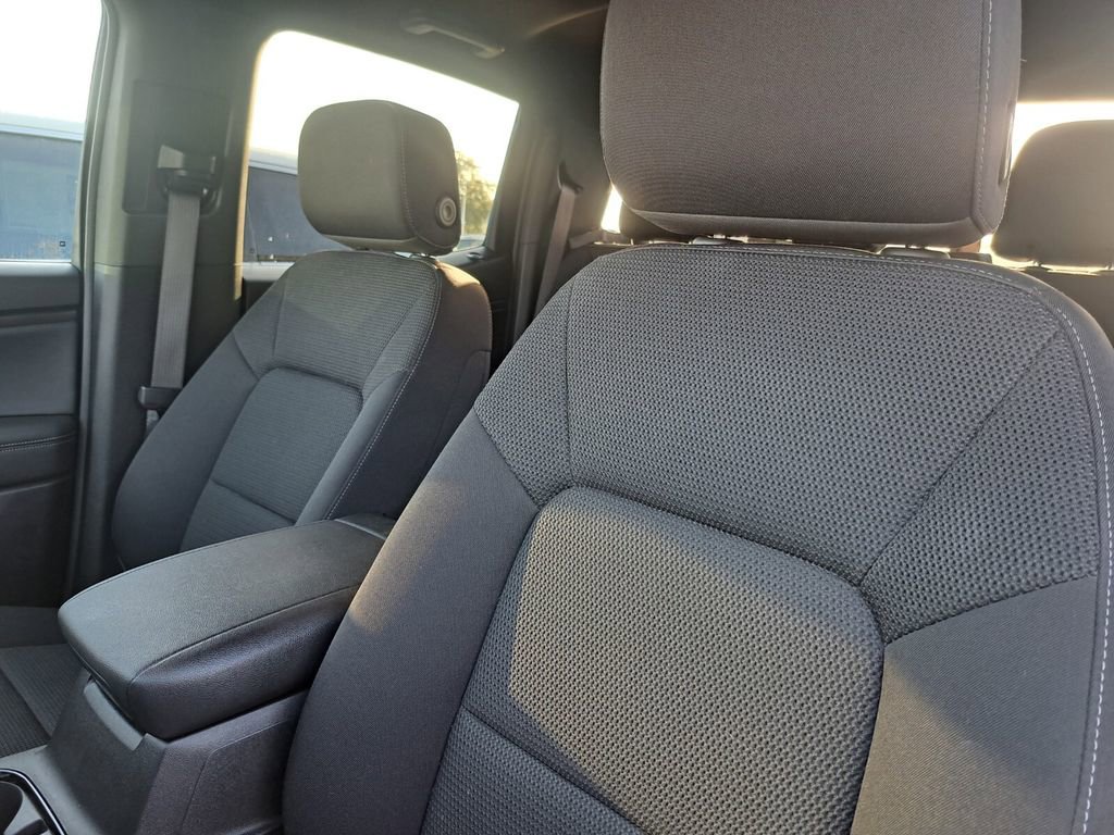 Used 2023 Chevrolet Colorado LT w/ LT Convenience Package II image 18