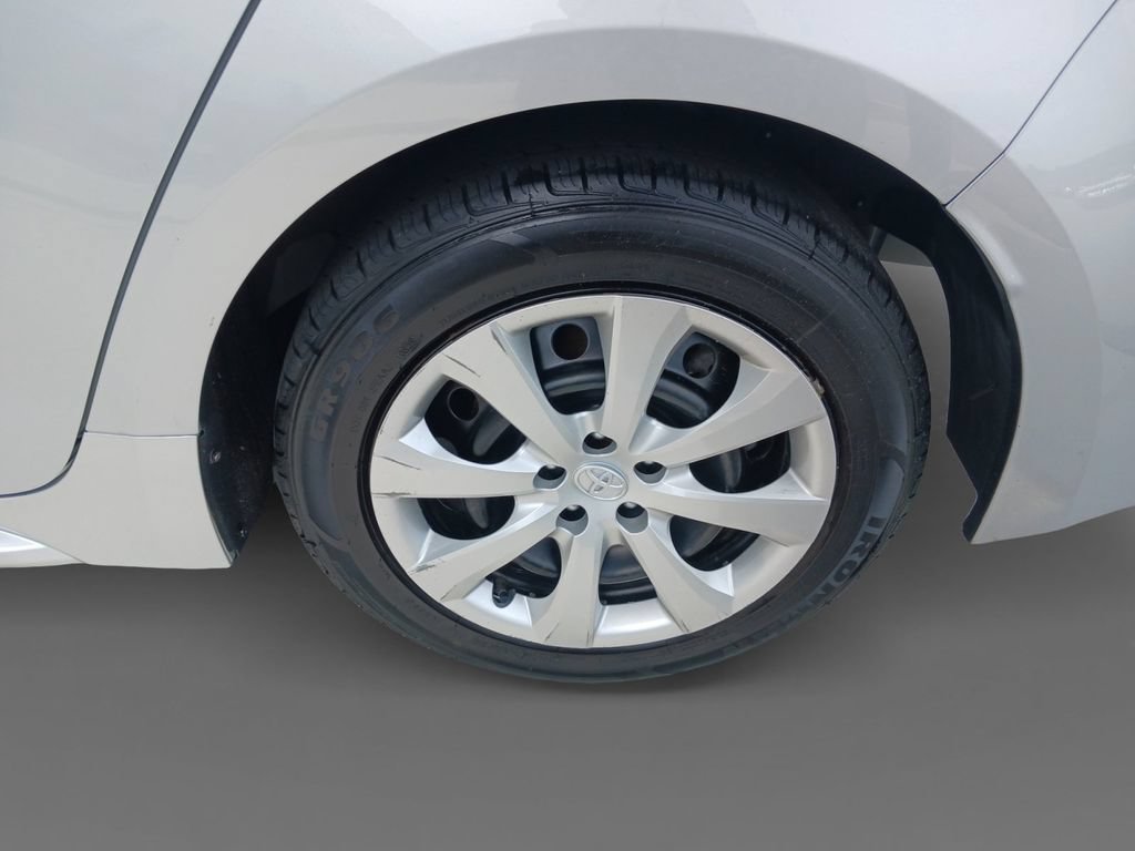 Used 2024 Toyota Corolla LE FWD image 8