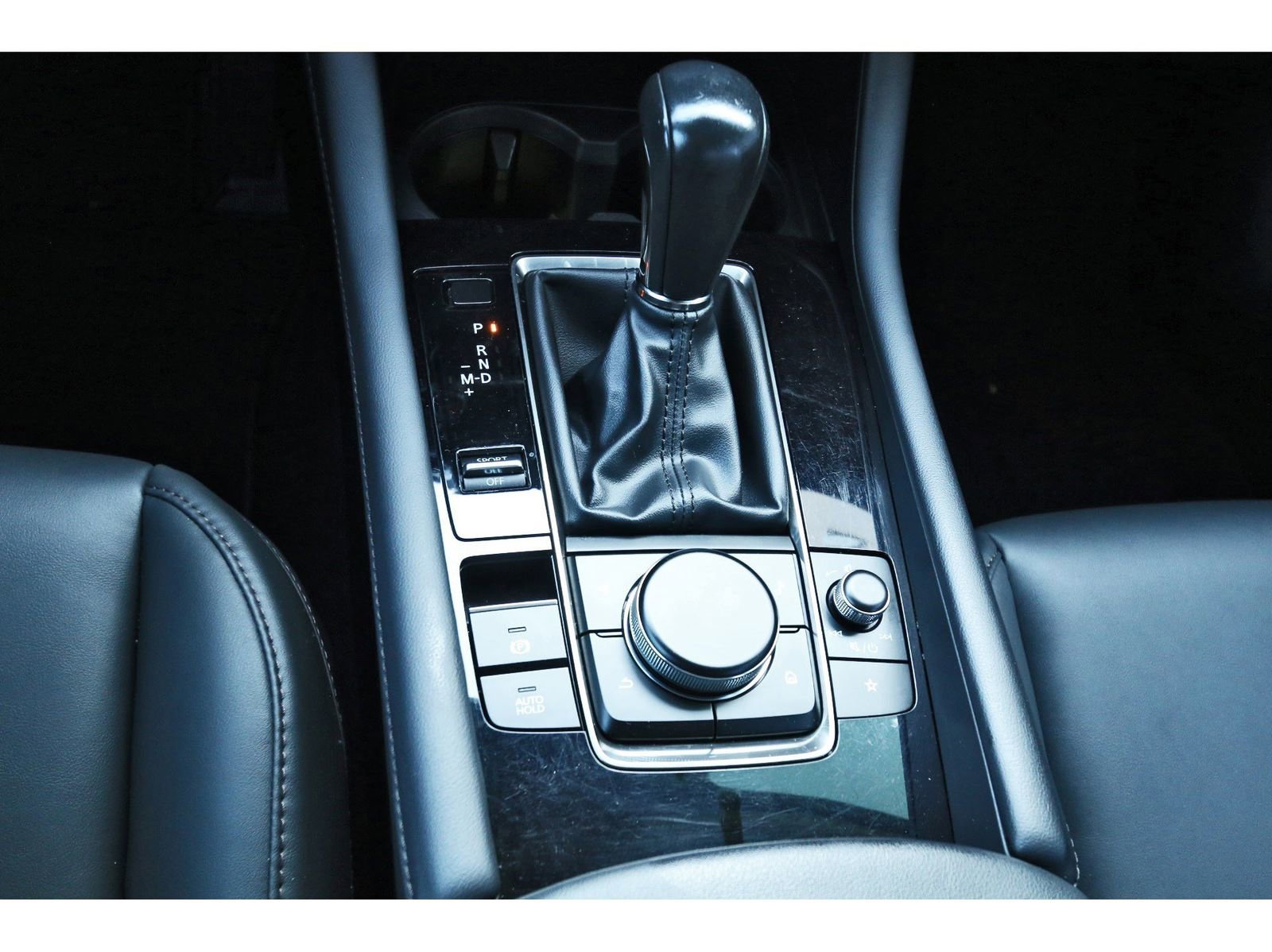 Used 2023 MAZDA MAZDA3 s image 28