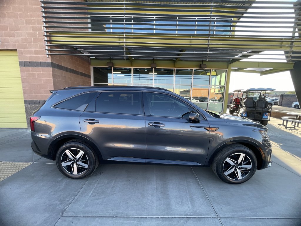 Used 2021 Kia Sorento EX image 6