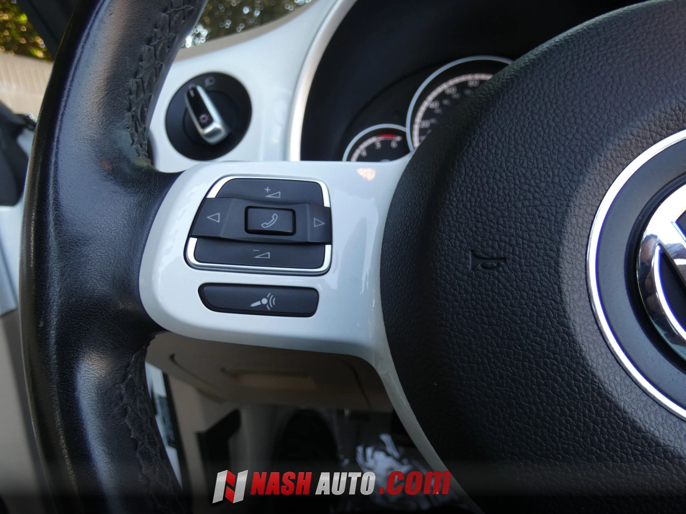 Used 2014 Volkswagen Beetle TDI FWD image 58