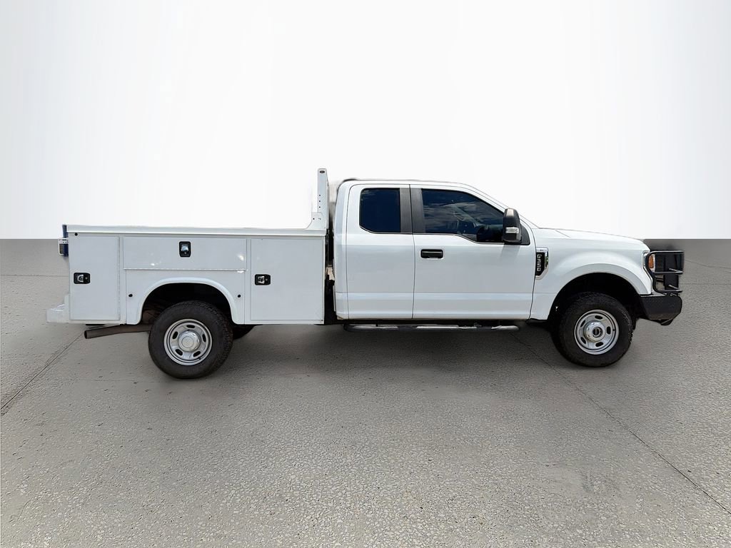 Used 2022 Ford F350 XL w/ Power Equipment Group AWD/4WD image 3