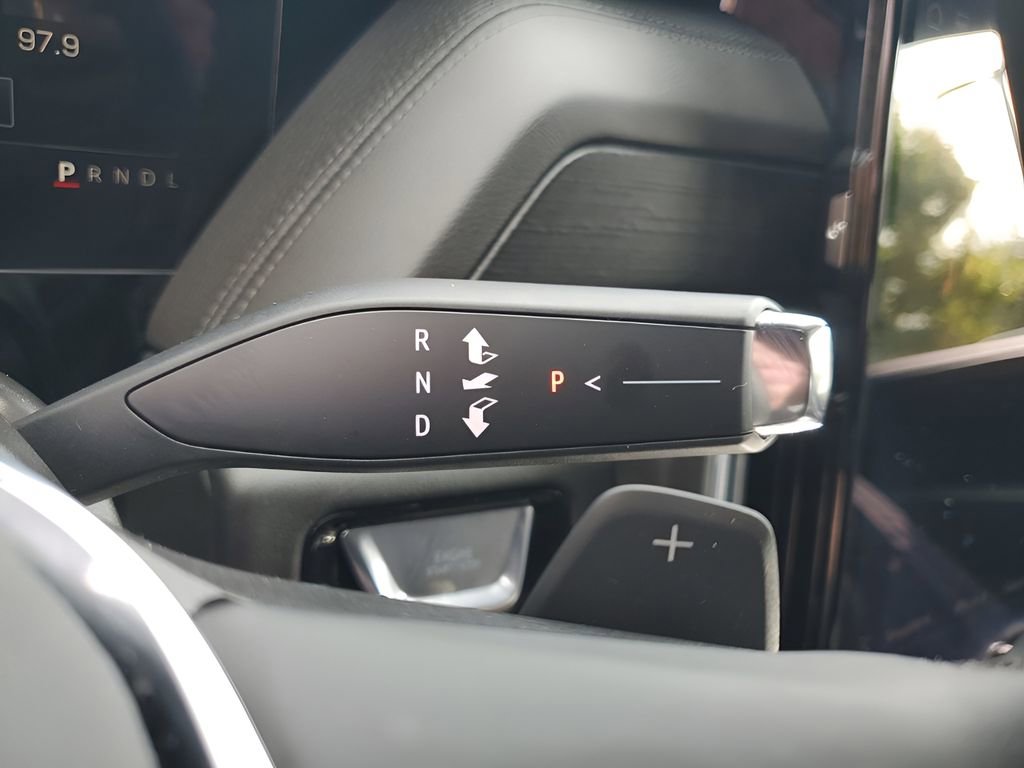 Used 2025 GMC Yukon Denali image 38