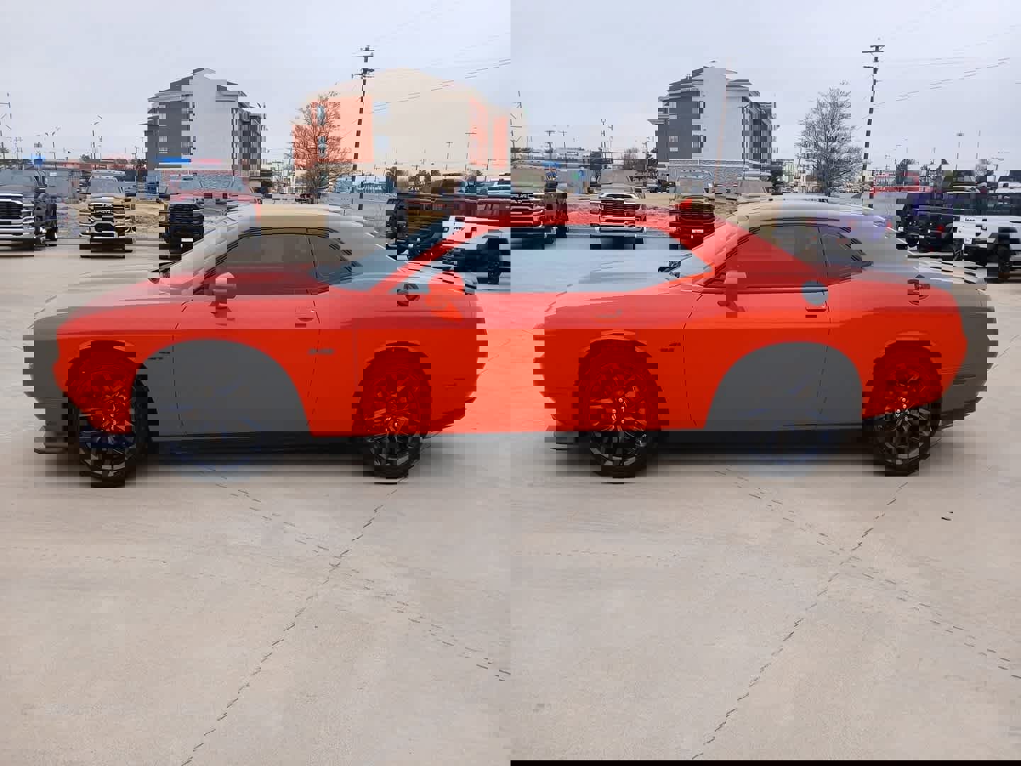 Used 2023 Dodge Challenger R/T w/ Plus Package image 3