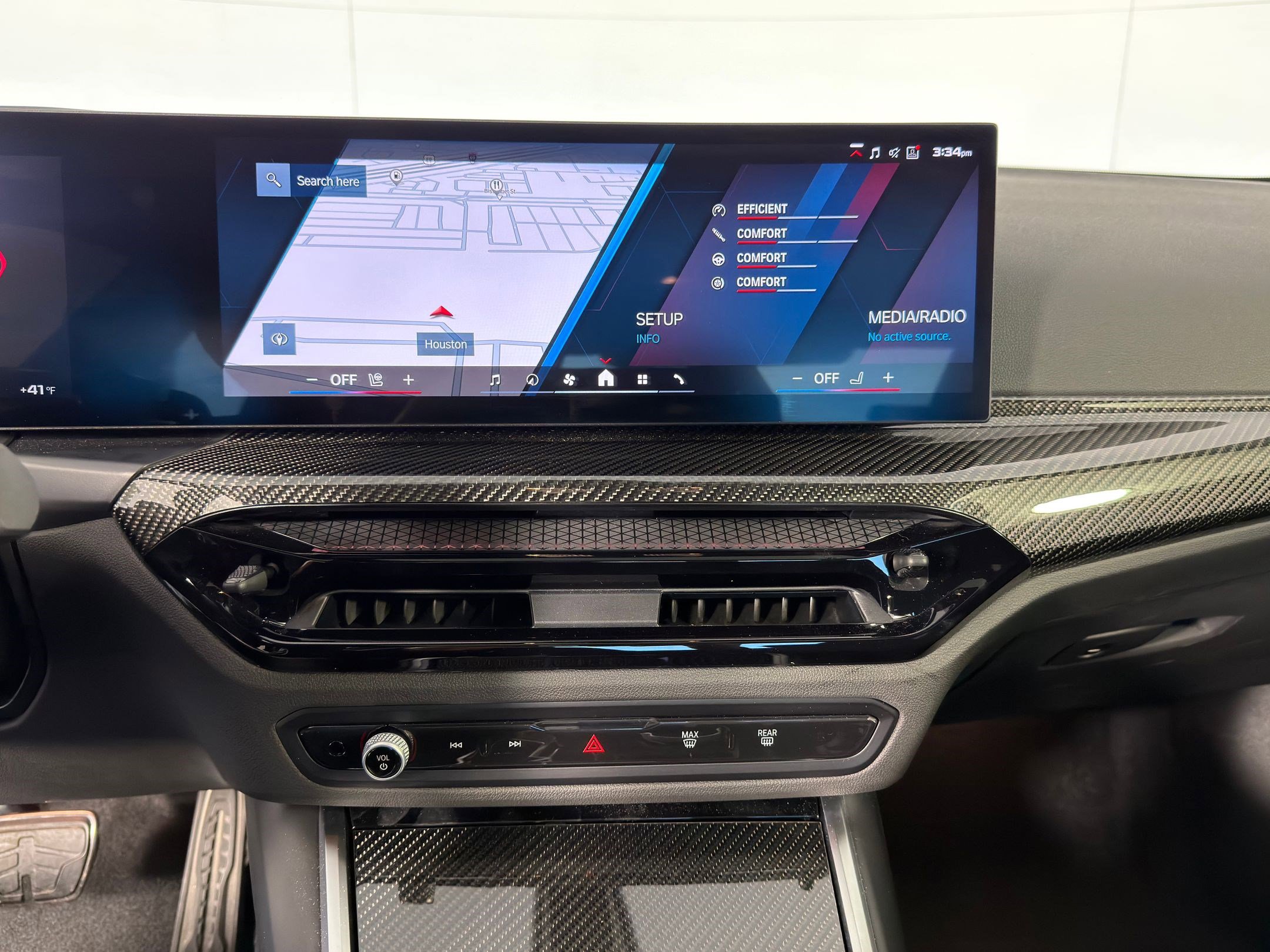 Used 2025 BMW M2 Coupe w/ Lighting Package image 31