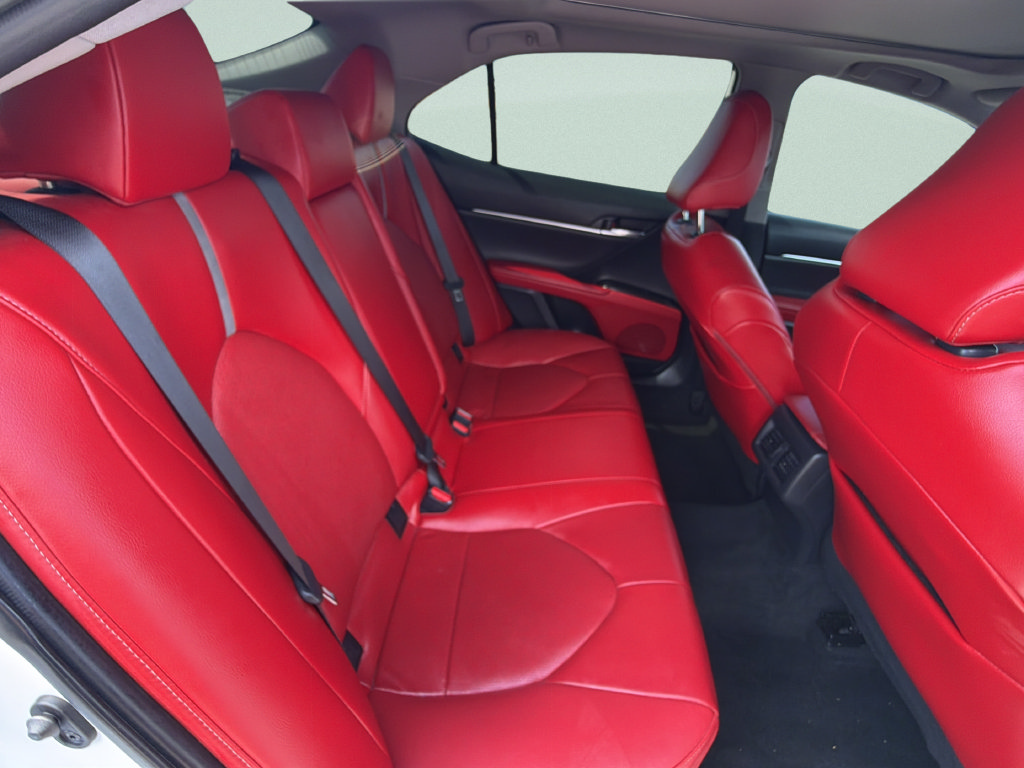 Used 2023 Toyota Camry XSE FWD image 13