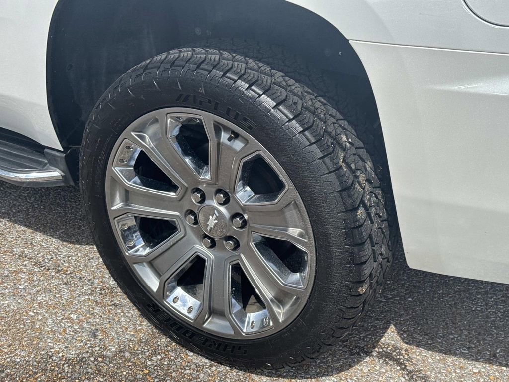 Used 2018 Chevrolet Tahoe Premier RWD image 5
