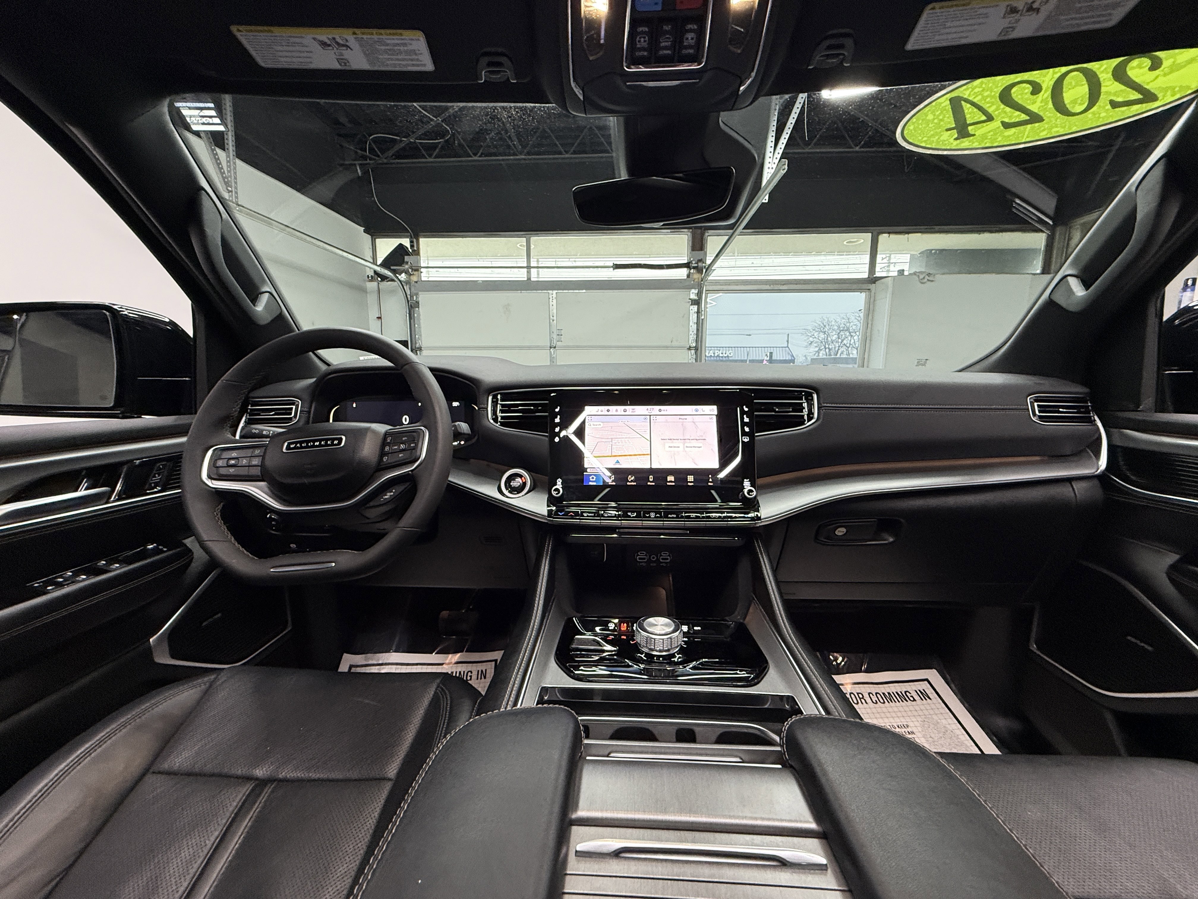 Used 2024 Jeep Wagoneer Series II image 15