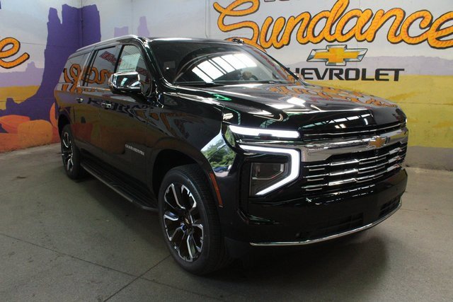 New 2025 Chevrolet Suburban Premier image 4