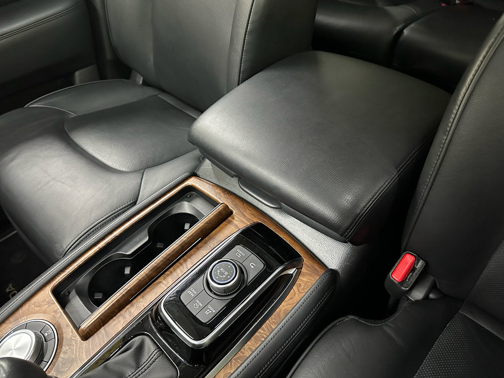 Used 2024 Nissan Armada SL image 38