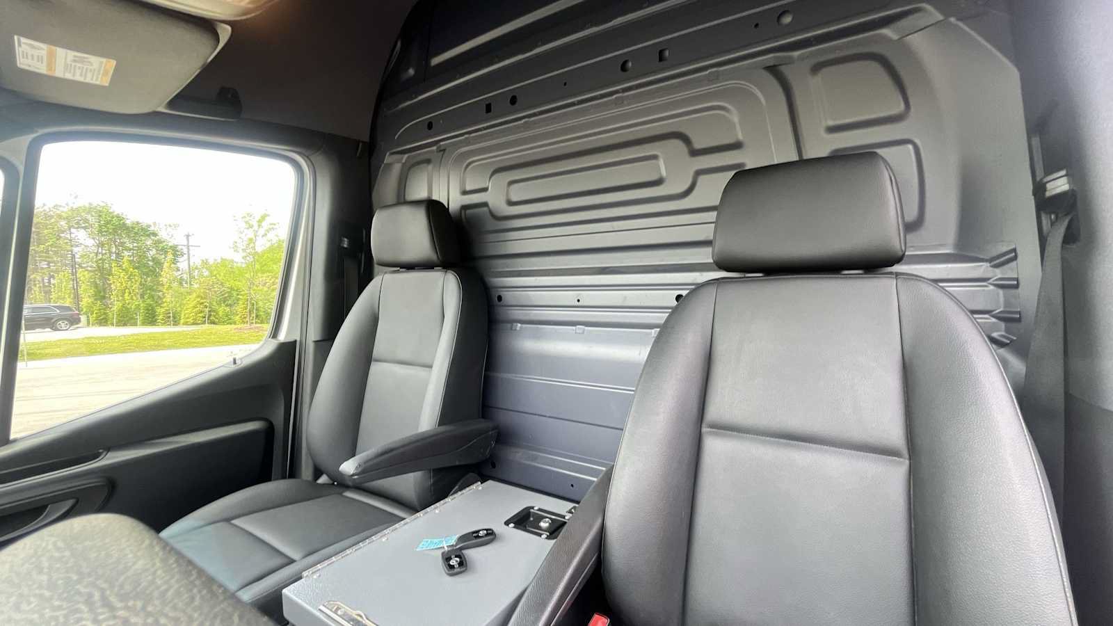 Certified 2024 Mercedes-Benz Sprinter 3500 image 9