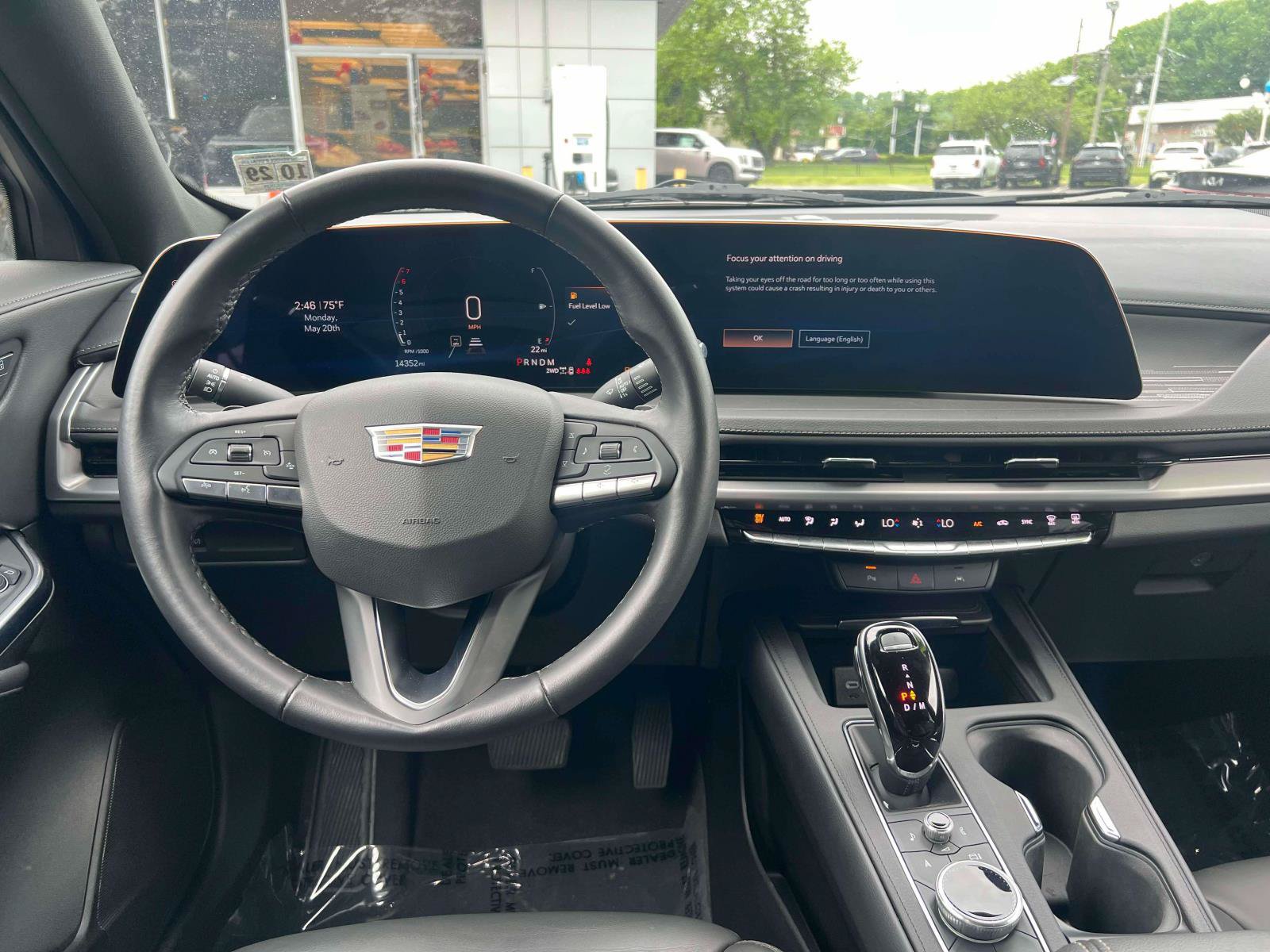 Used 2025 Cadillac XT4 Premium Luxury AWD/4WD image 28
