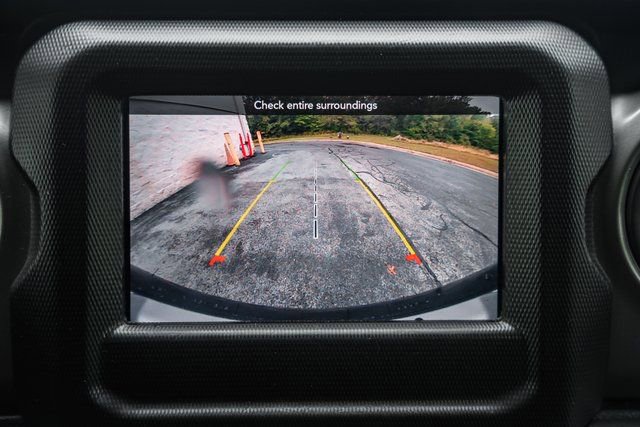 Used 2022 Jeep Wrangler Unlimited Sport image 11