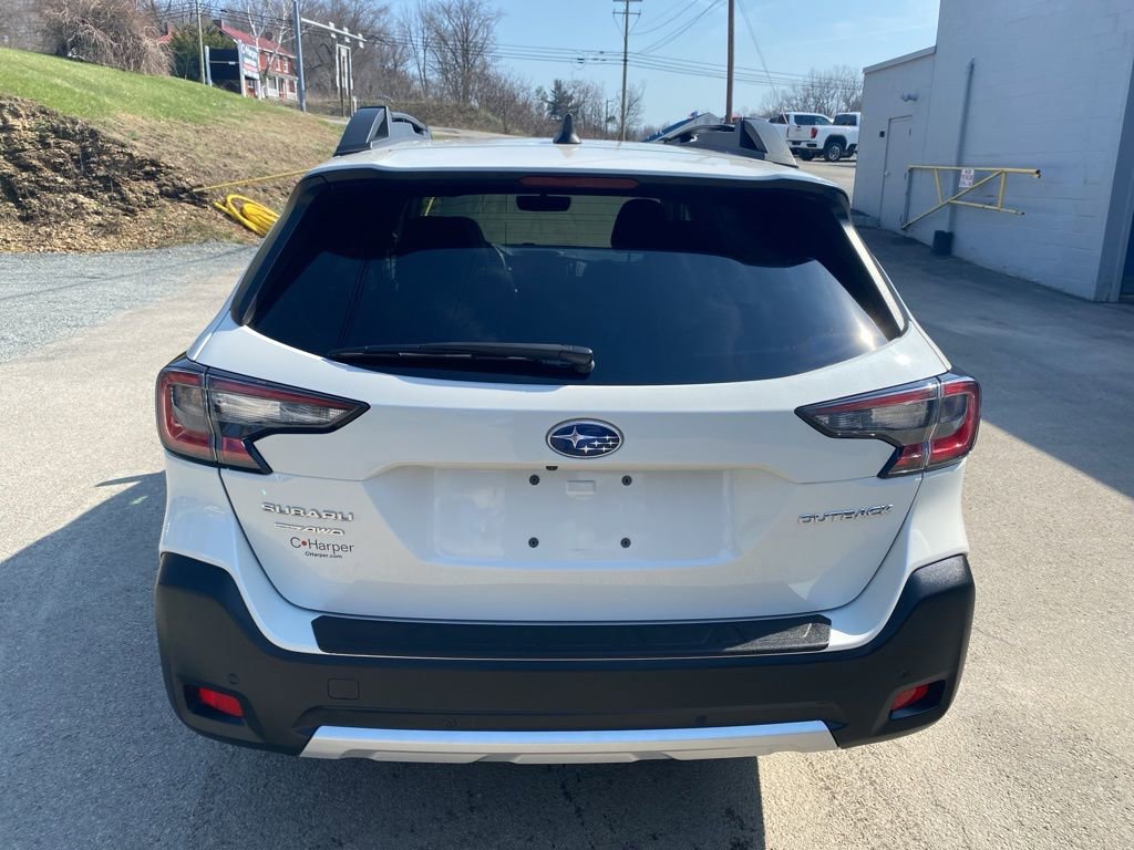 Used 2023 Subaru Outback Limited image 4