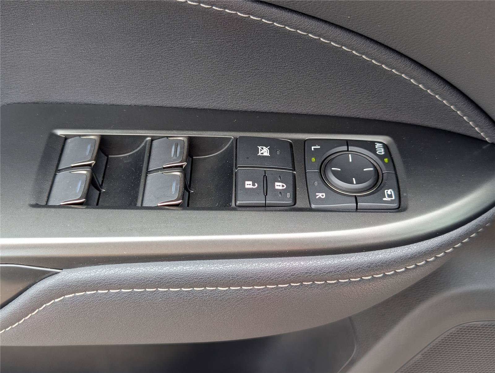 Certified 2025 Lexus NX 350 AWD w/ Accessory Package (2T) image 20