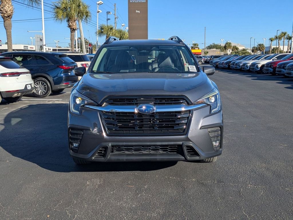 Used 2023 Subaru Ascent Limited image 2
