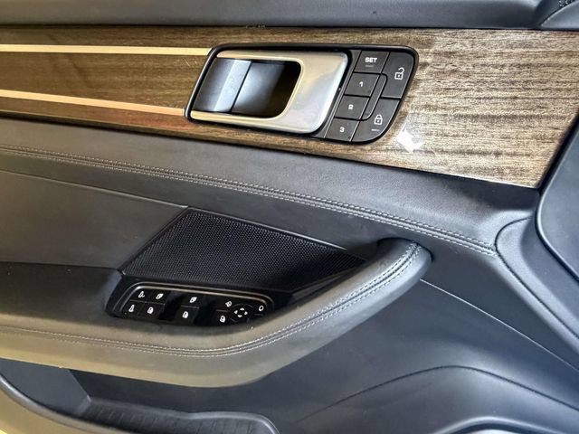Certified 2022 Porsche Panamera 4S w/ Premium Package AWD/4WD image 34