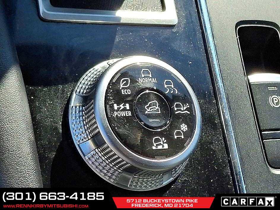 Used 2024 Mitsubishi Outlander SE image 23