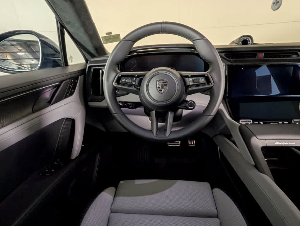 New 2026 Porsche Cayenne Turbo Electric AWD/4WD image 21