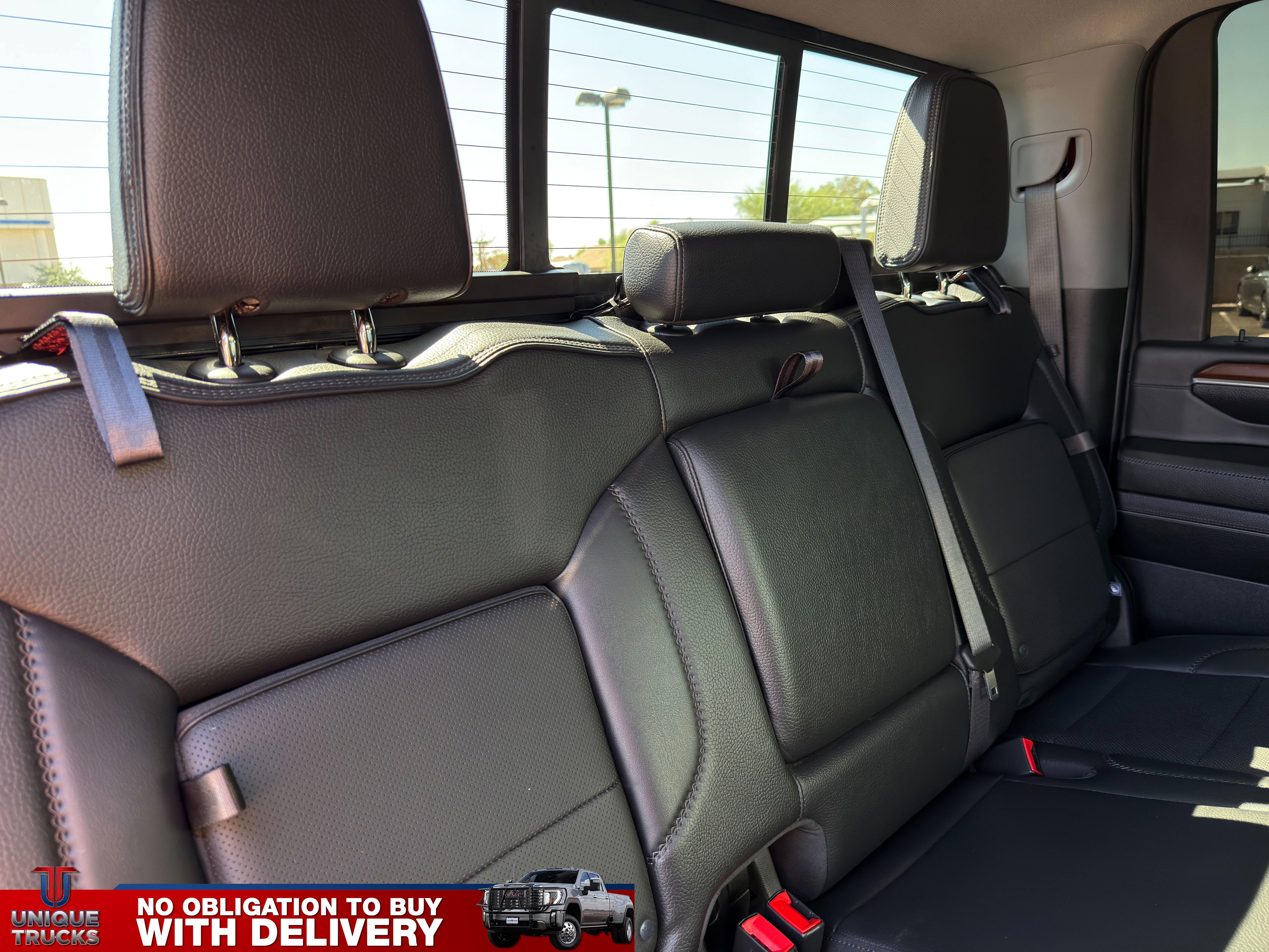 Used 2024 GMC Sierra 2500 Denali w/ Denali Reserve Package AWD/4WD image 27