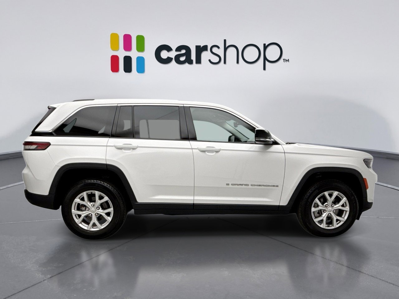 Used 2023 Jeep Grand Cherokee Limited image 6
