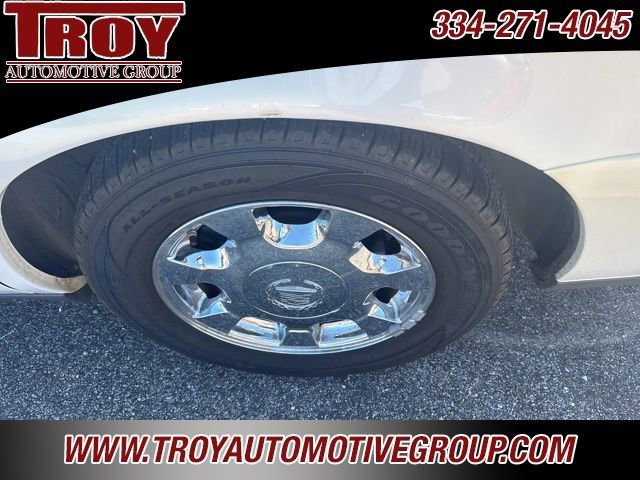 Used 2004 Cadillac De Ville w/ Equipment Group FWD image 9