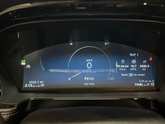 Used 2023 Lincoln Corsair AWD image 17