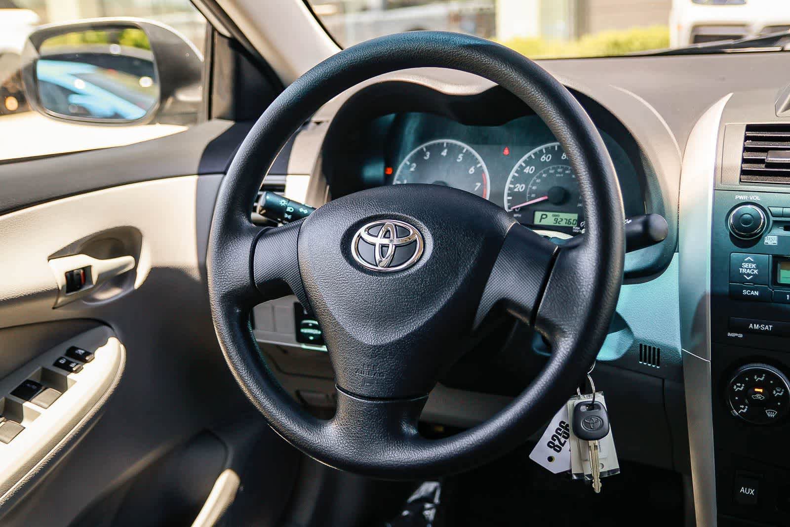 Used 2013 Toyota Corolla L FWD image 15